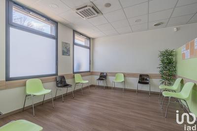 Local commercial - 112 m²