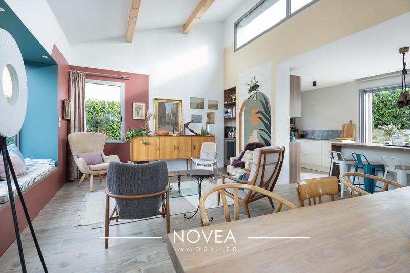 Maison contemporaine - 171 m² - 6 pièces