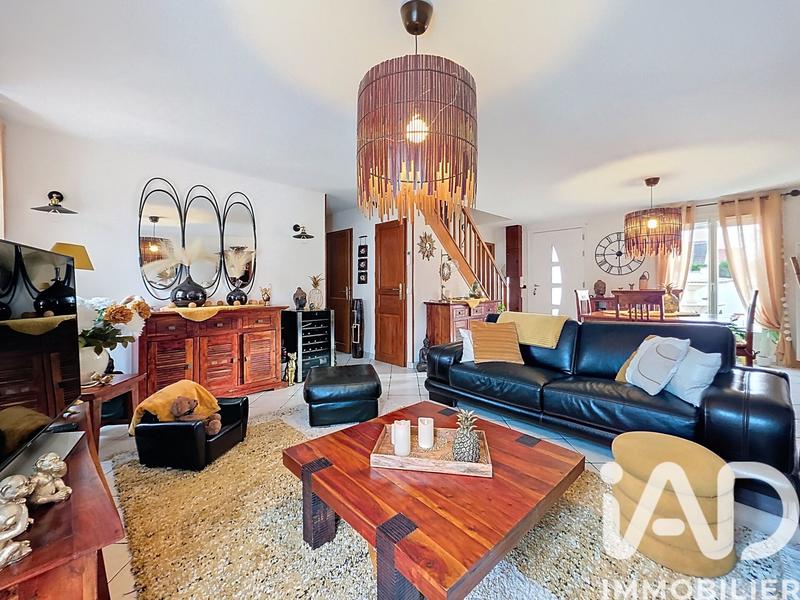 Maison - 102 m² - 5 pièces