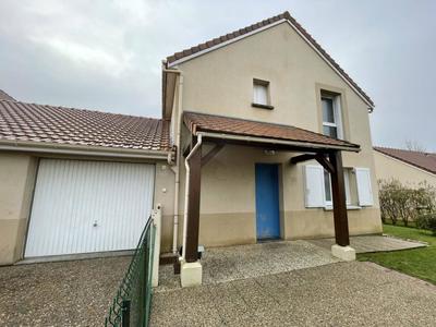 Maison - 83 m² - 4 pièces