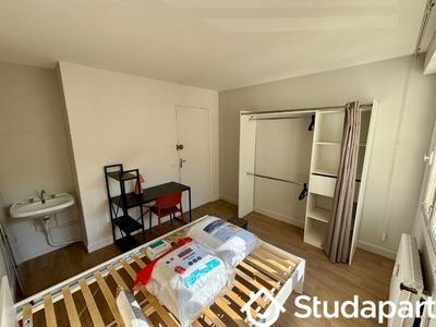 Chambre - 11 m² - 1 pièce