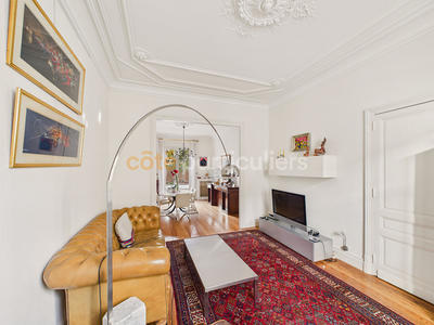 Maison - 180 m² - 7 pièces