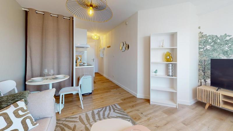 Studio - 24 m² - 2 pièces