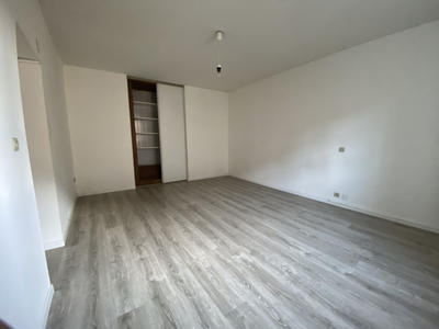 Appartement - 76 m² - 3 pièces