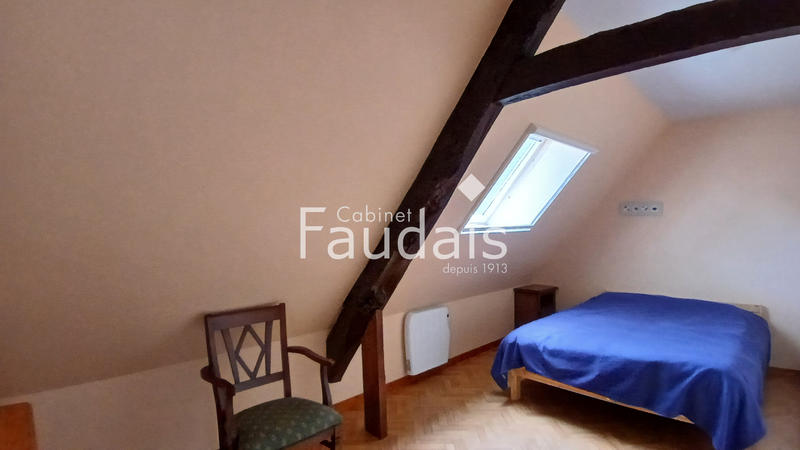 Maison - 164 m² - 9 pièces