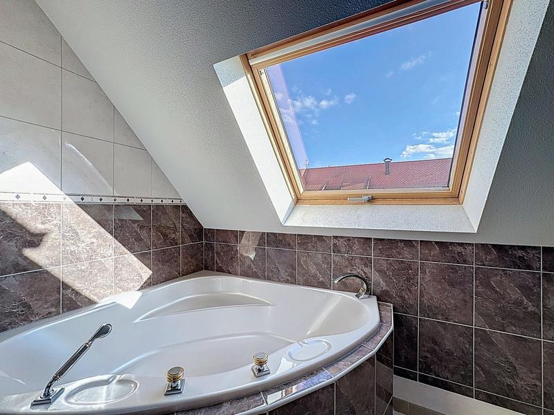 Maison - 193 m² - 7 pièces