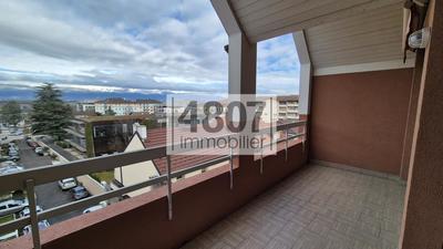 Appartement - 93 m² - 4 pièces