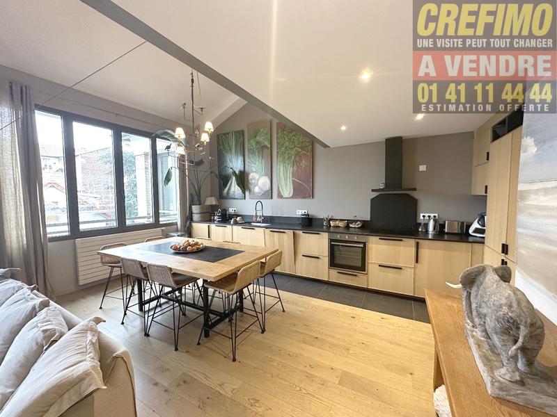 Appartement - 105 m² - 4 pièces