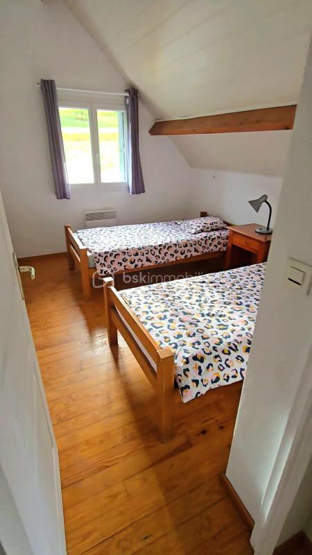 Pavillon - 226 m² - 9 pièces