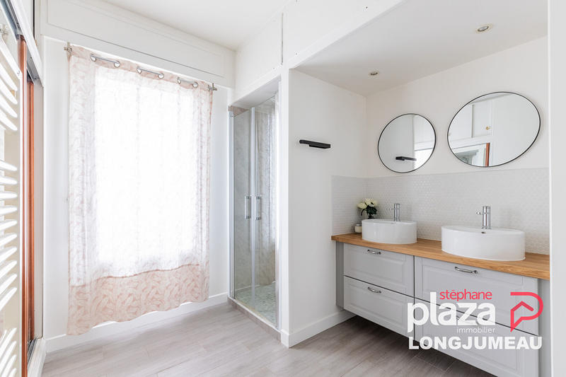 Maison - 133 m² - 5 pièces