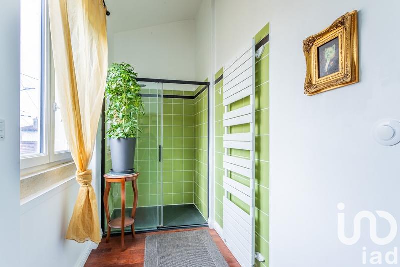 Maison de maîtres - 305 m² - 9 pièces