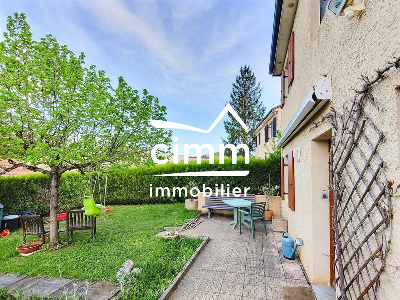 Maison - 91 m² - 4 pièces