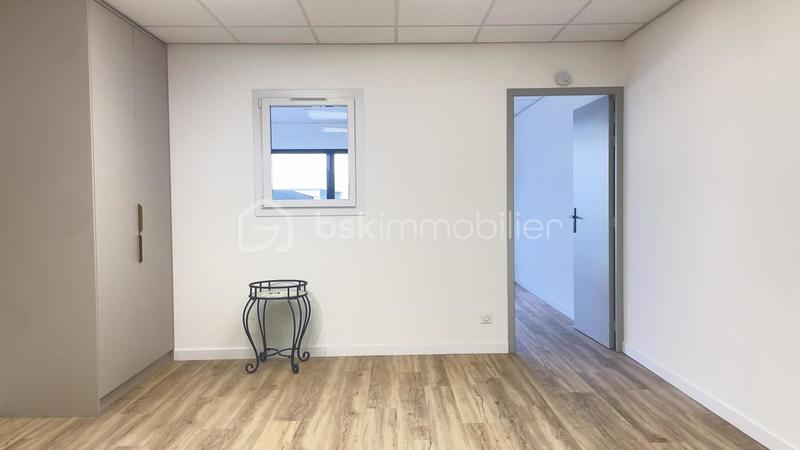 Bureau - 51 m² - 2 pièces