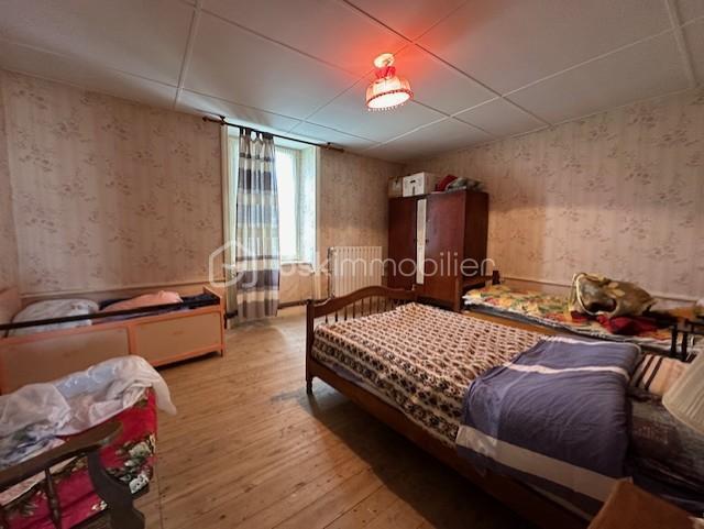 Maison de village - 194 m² - 7 pièces