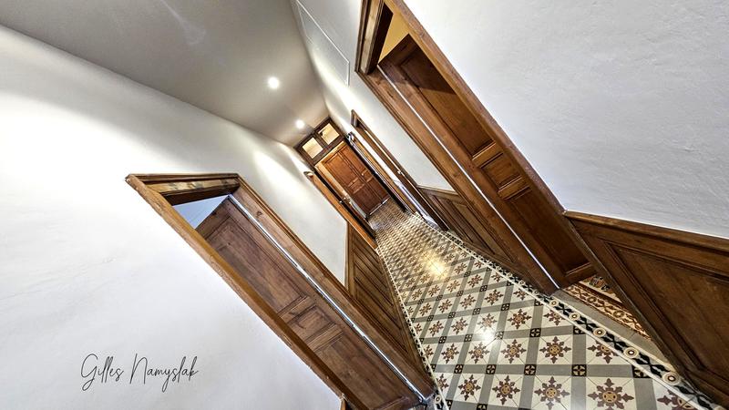 Maison de maîtres - 222 m² - 10 pièces