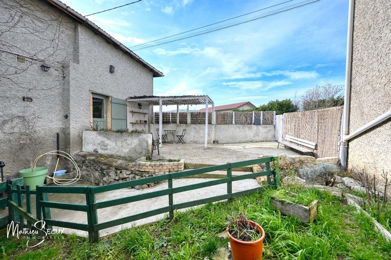 Maison - 101 m² - 5 pièces