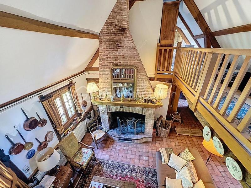 Propriété - 290 m² - 10 pièces