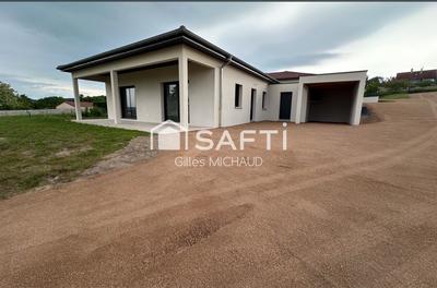 Maison - 90 m² - 5 pièces