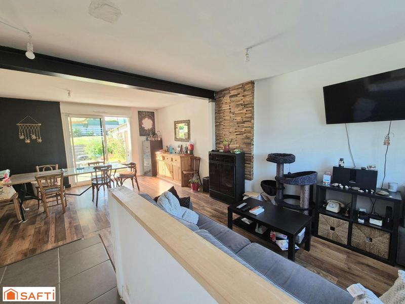 Maison - 128 m² - 7 pièces