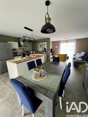 Maison - 106 m² - 5 pièces