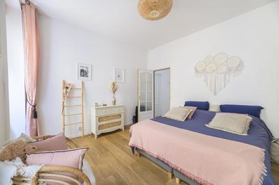 Appartement - 82 m² - 3 pièces