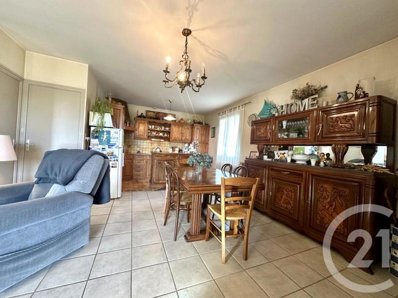 Pavillon - 102 m² - 5 pièces