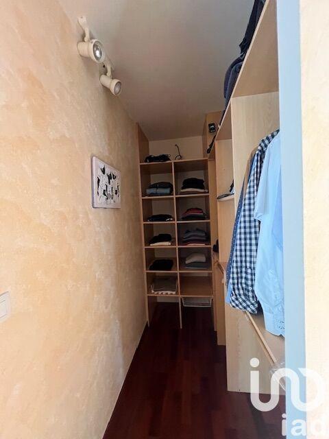 Maison - 204 m² - 7 pièces