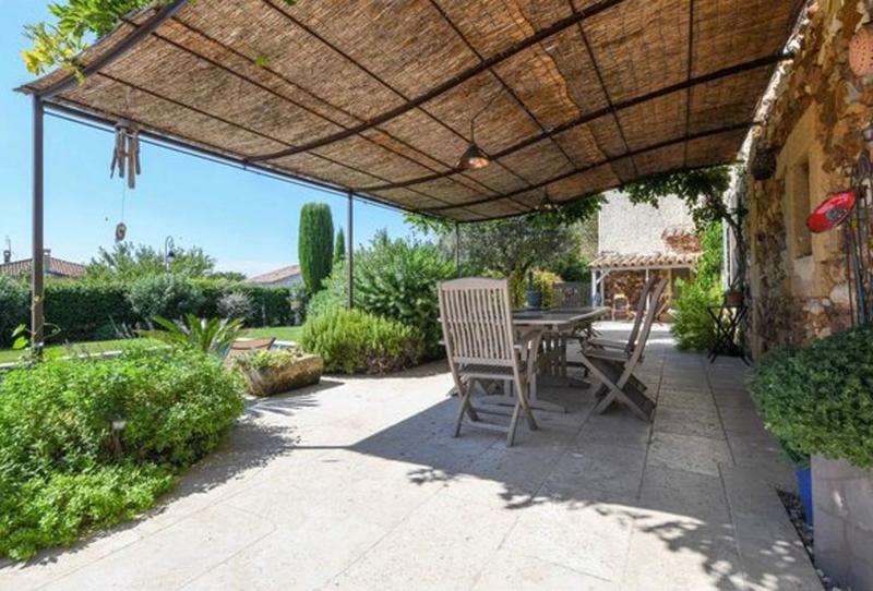 Mas - 292 m² - 7 pièces