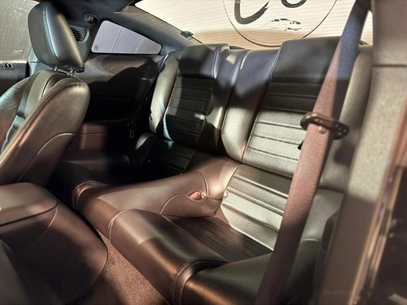 Ford Mustang Coupé Gt 4.6 V8 305ch Feux xénons, Caméra de recul, Poste Alpine