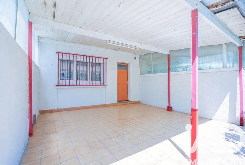 Maison - 94 m² - 5 pièces