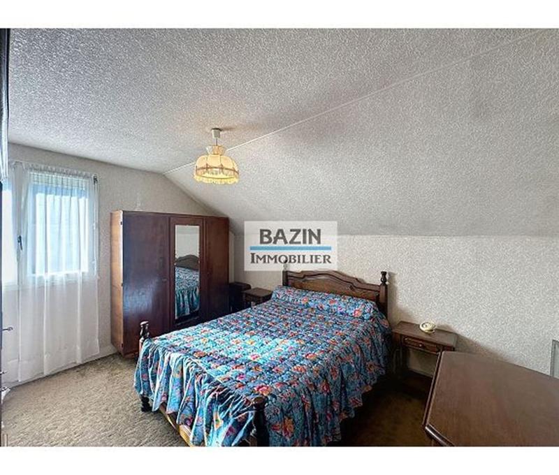 Maison traditionnelle - 106 m² - 5 pièces