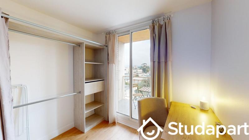 Chambre - 12 m² - 1 pièce