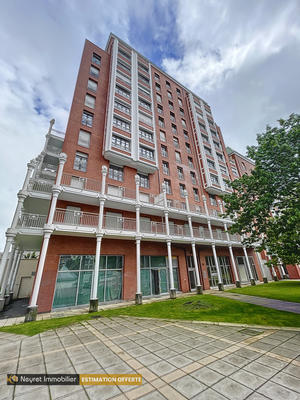 Appartement - 257 m² - 12 pièces