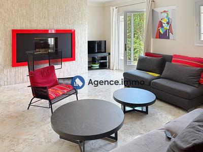 Maison - 192 m² - 6 pièces