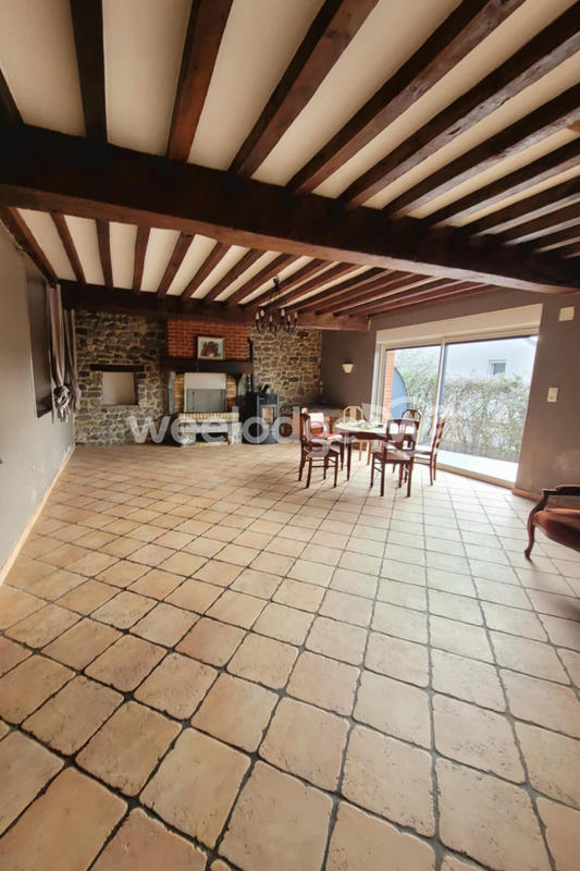 Maison - 162 m² - 8 pièces