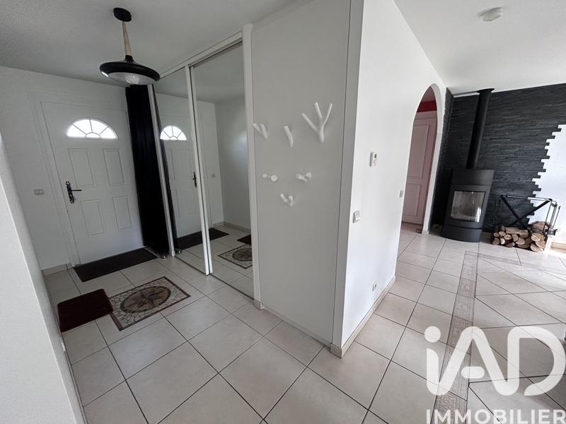 Maison - 93 m² - 4 pièces