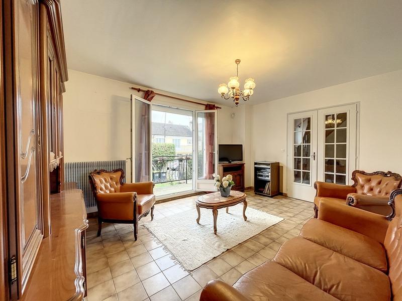 Maison - 106 m² - 6 pièces