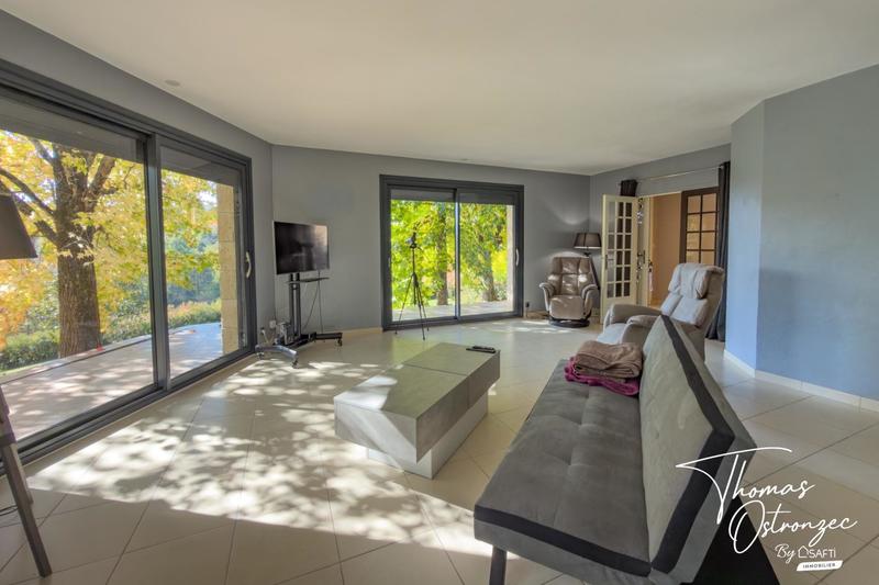 Maison - 127 m² - 6 pièces