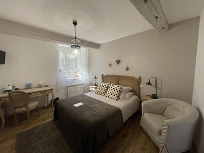 Maison - 700 m² - 22 pièces