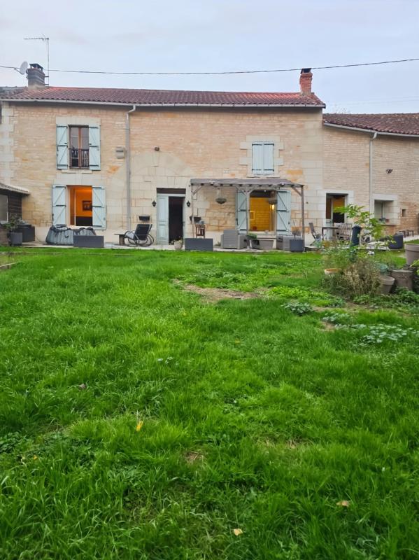 Maison - 158 m² - 6 pièces