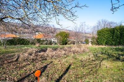 Terrain constructible - 978 m²