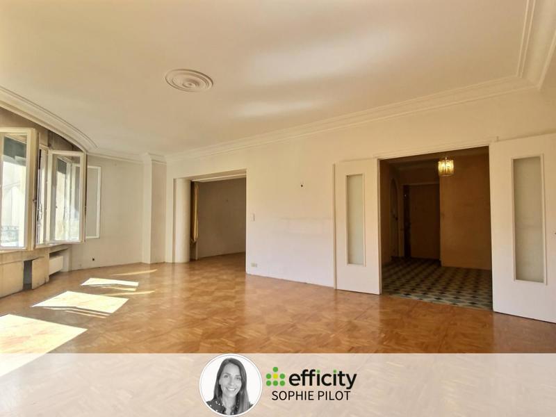 Appartement bourgeois - 148 m² - 3 pièces