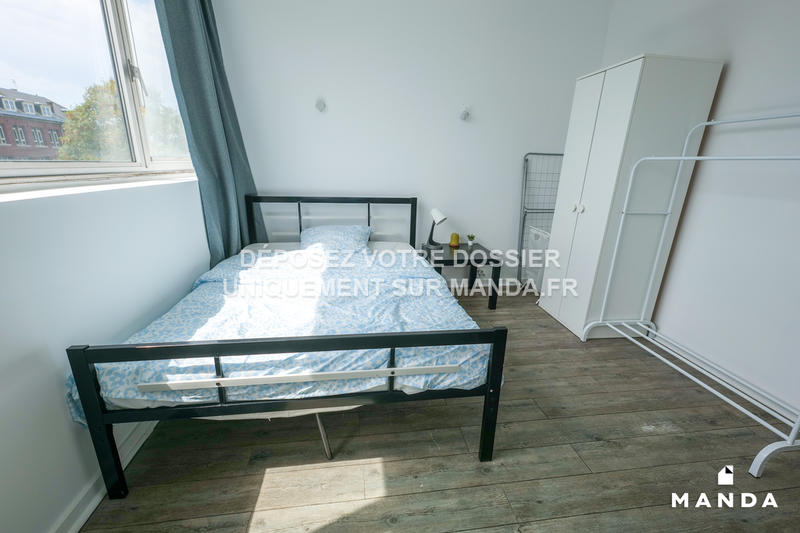 Chambre - 16 m² - 5 pièces