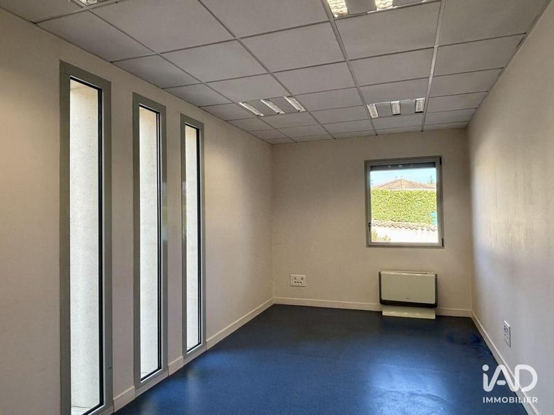 Bureau - 810 m²