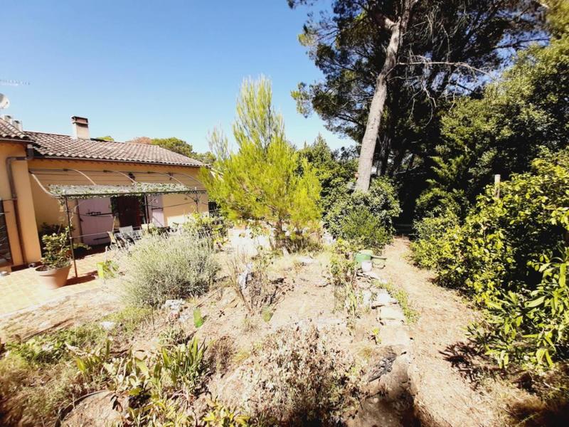 Maison - 210 m² - 9 pièces