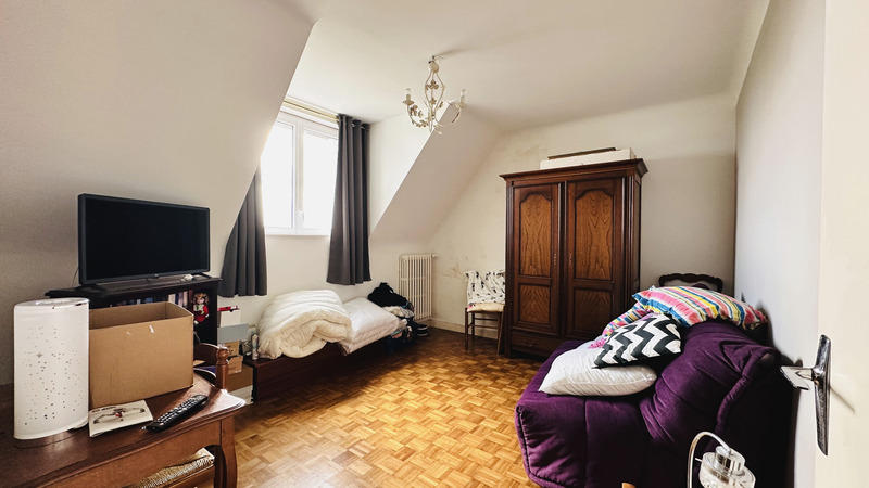 Maison - 133 m² - 7 pièces