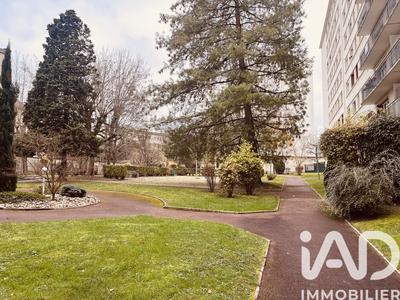 Appartement - 95 m² - 4 pièces