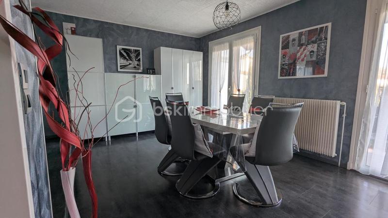 Villa - 135 m² - 8 pièces