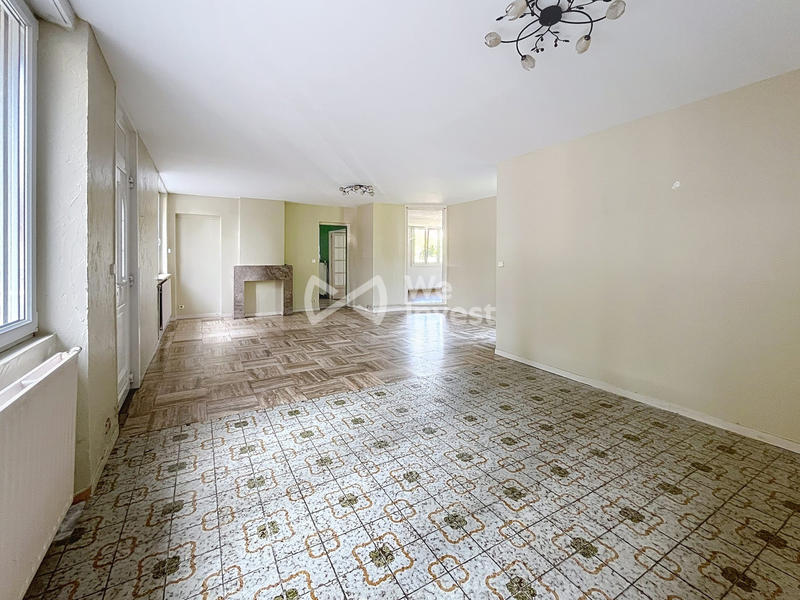 Maison - 200 m² - 8 pièces