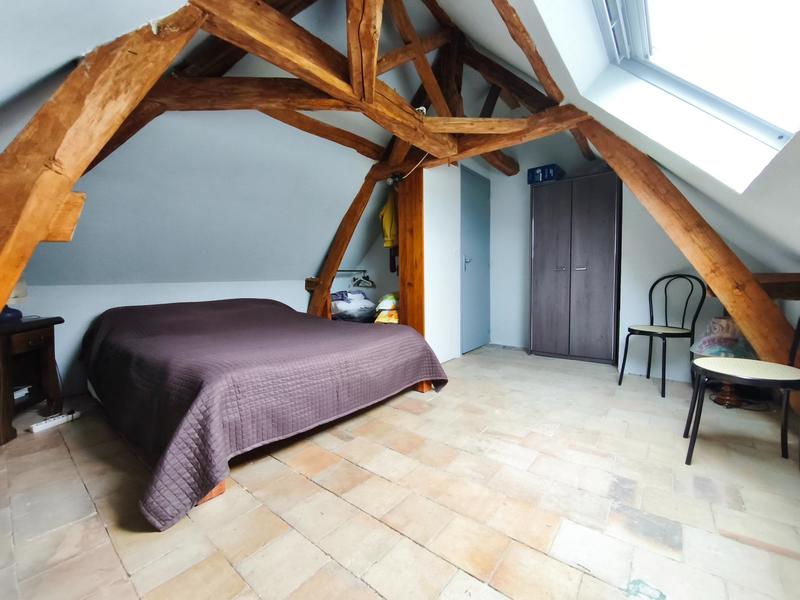 Maison - 245 m² - 8 pièces